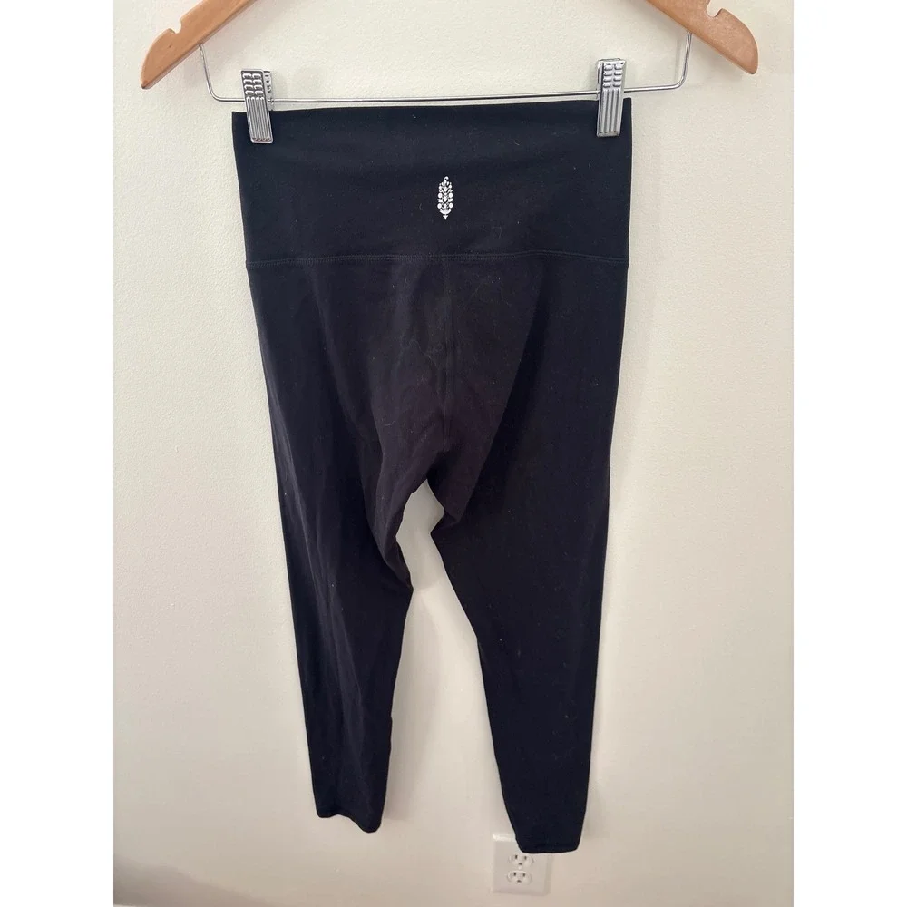 Free People Movement Black High Rise‎ Crop Leggings Athleisure Size S/P